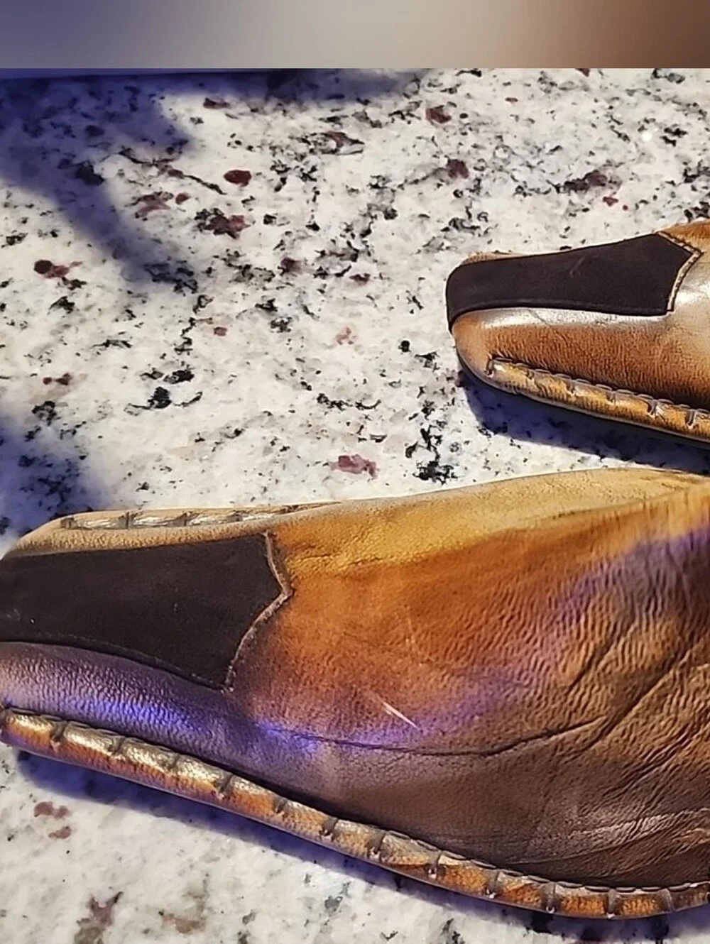 Robert Wayne Men’s Brown Distressed  Leather Loafers Size 13
